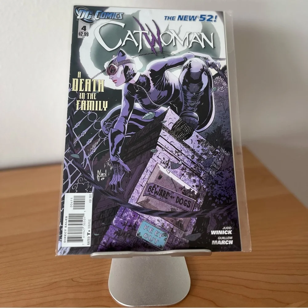 DC Comics plastic packaging